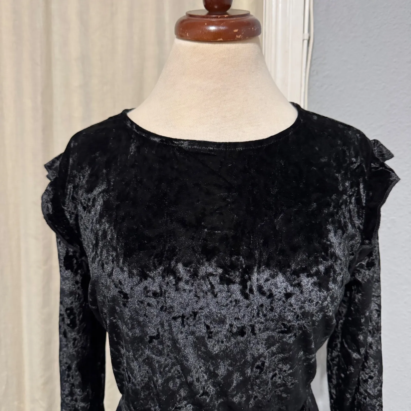 Mossimo Supply Black Velvet Crushed Long Sleeve Ruffle Trim Whimsigoth Dress L Size L - Image 5