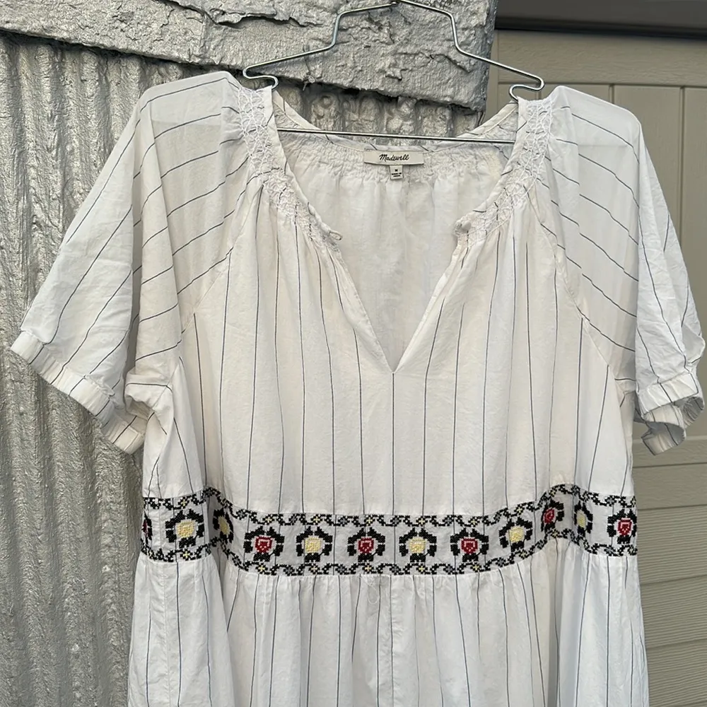 Embroidered Keyhole Tiered Midi Dress in Stripe M - Image 3