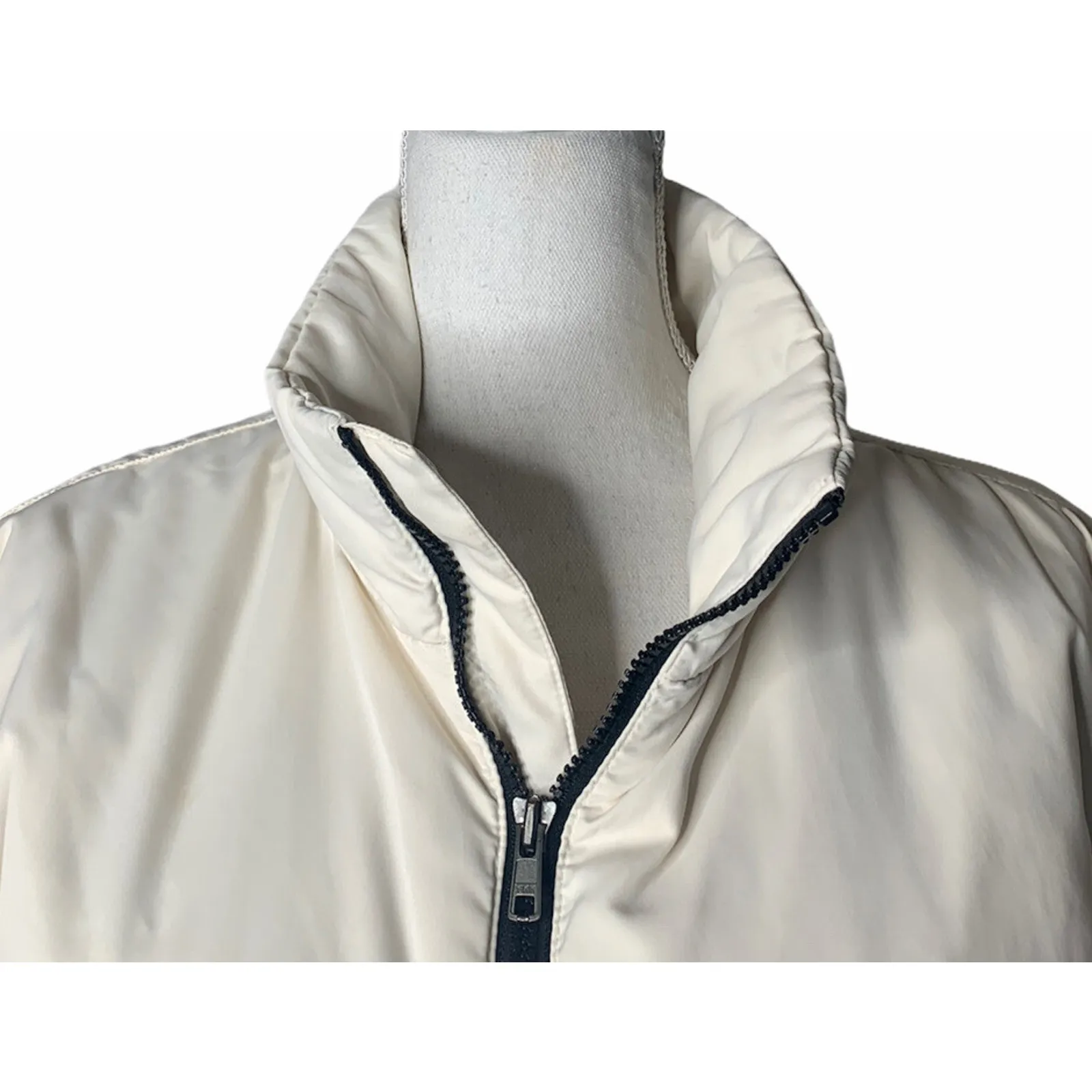 Eddie Bauer Ivory Winter White Goose Down Insulated Jacket Coat Lightweight M - Image 2