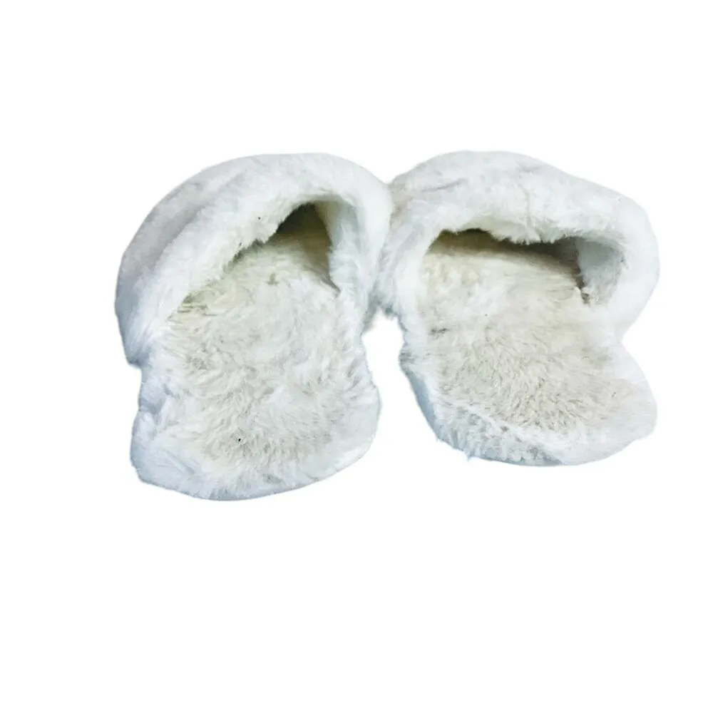 P initial faux fur slippers White Size 7 - Image 3