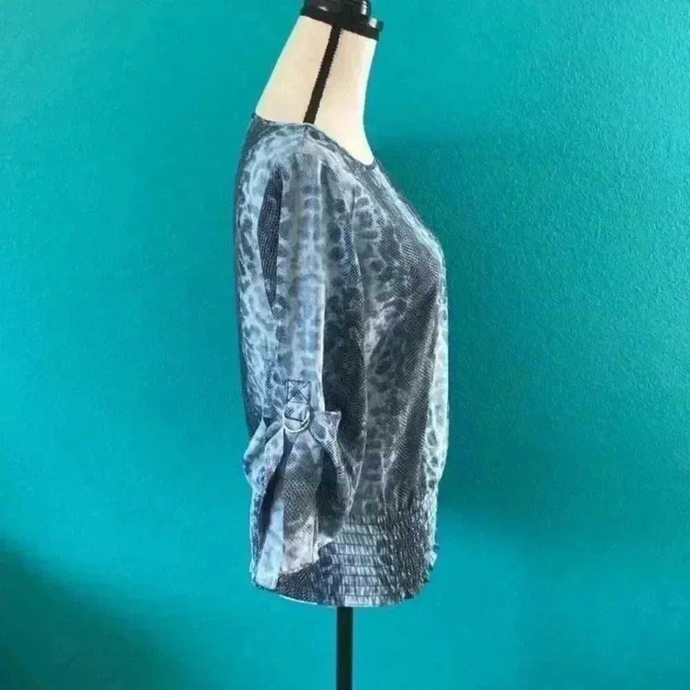 Michael Michael kors blue snakeskin blouse in size small - Image 2