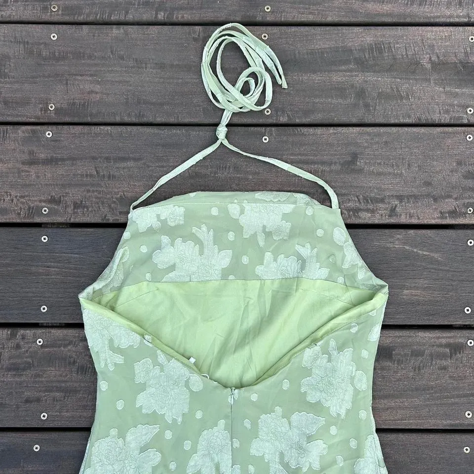 NWT Green Floral Rosedress Midi Dress w/ Tie Up Halter Neck and Slit Size L - Image 6