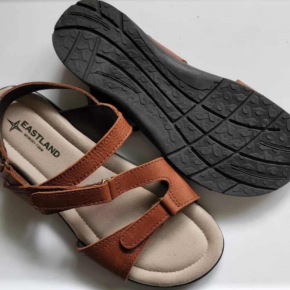 Eastland Dixie Peanut sandals size 9 Wide - Image 6