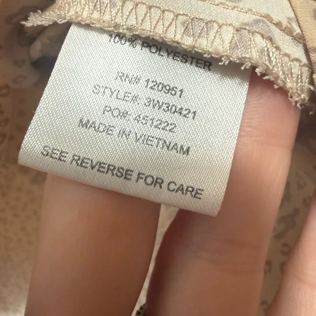 Olive & Oak Leopard Print Baddie Cream Button Down Blouse Large - Image 5