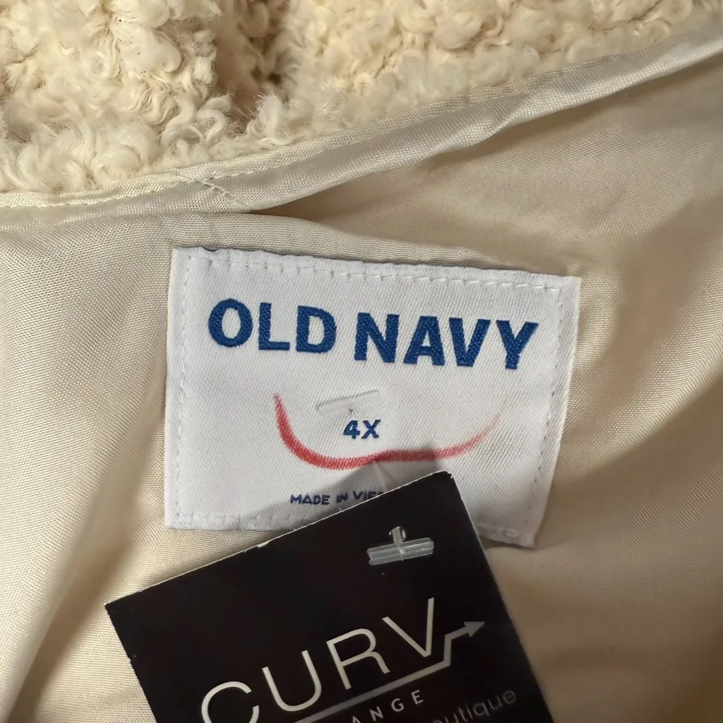 Old Navy Button-Down Sherpa Jacket - Size 4X - Image 3