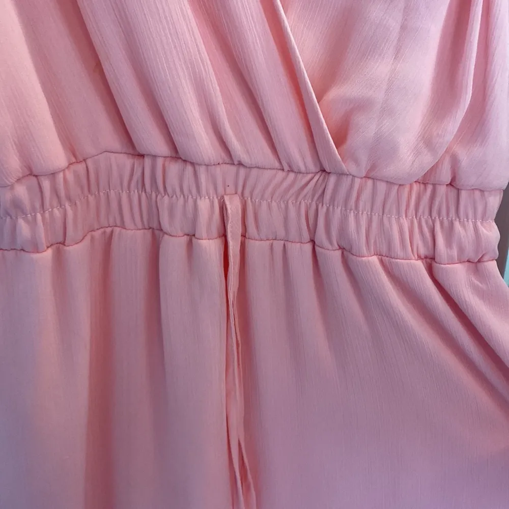 Mi Ami navy pink V-neck flowy  waist lightweight keyhole back - Image 4