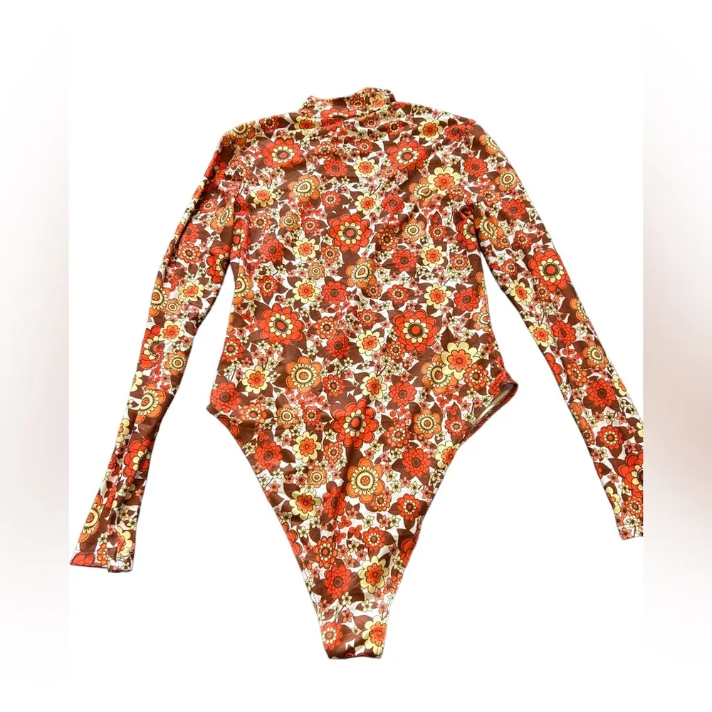 Shein floral pattern Bodysuit size Large - Image 5