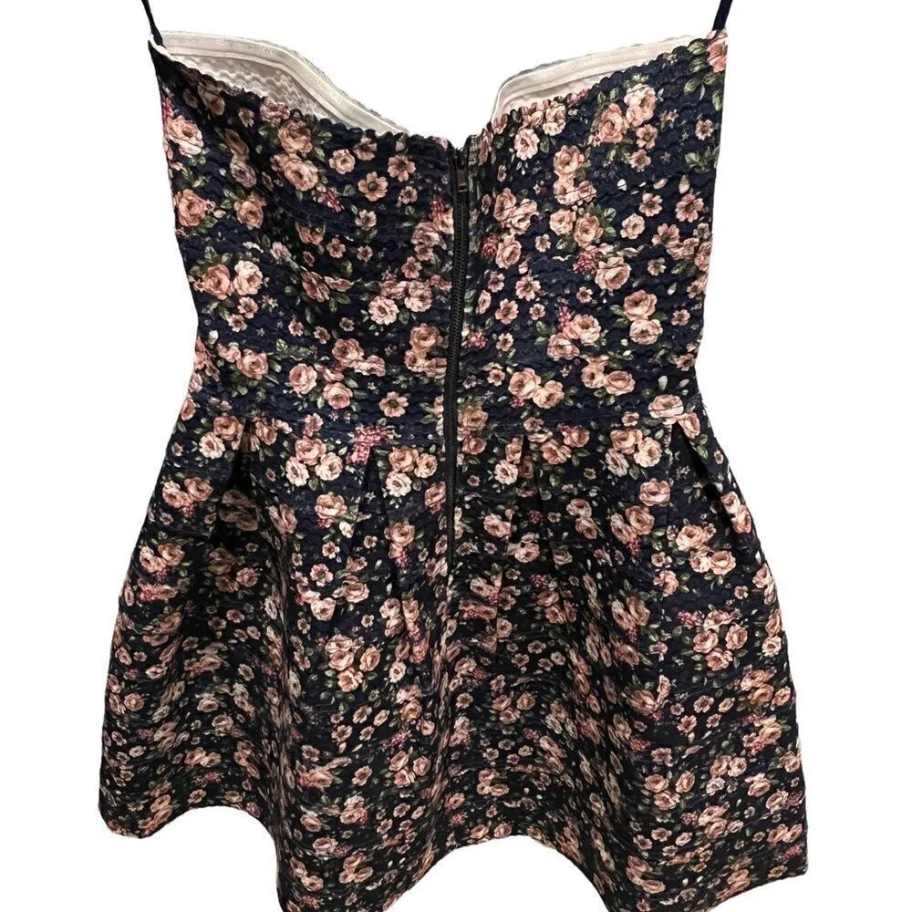 Sans Souci blue floral strapless dress size small - Image 5