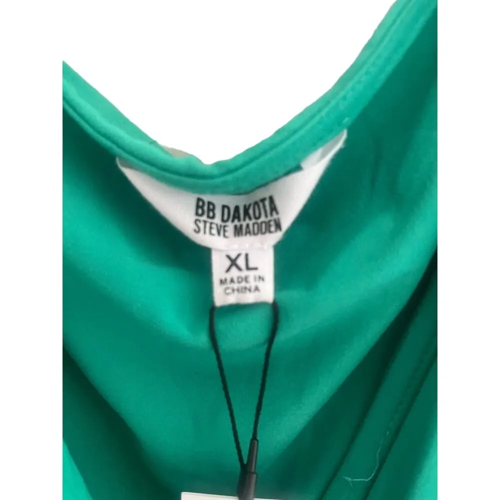 BB Dakota Steve Madden Romper Size Medium Valleri Sleeveless Green (NWT) (b44) - Image 5