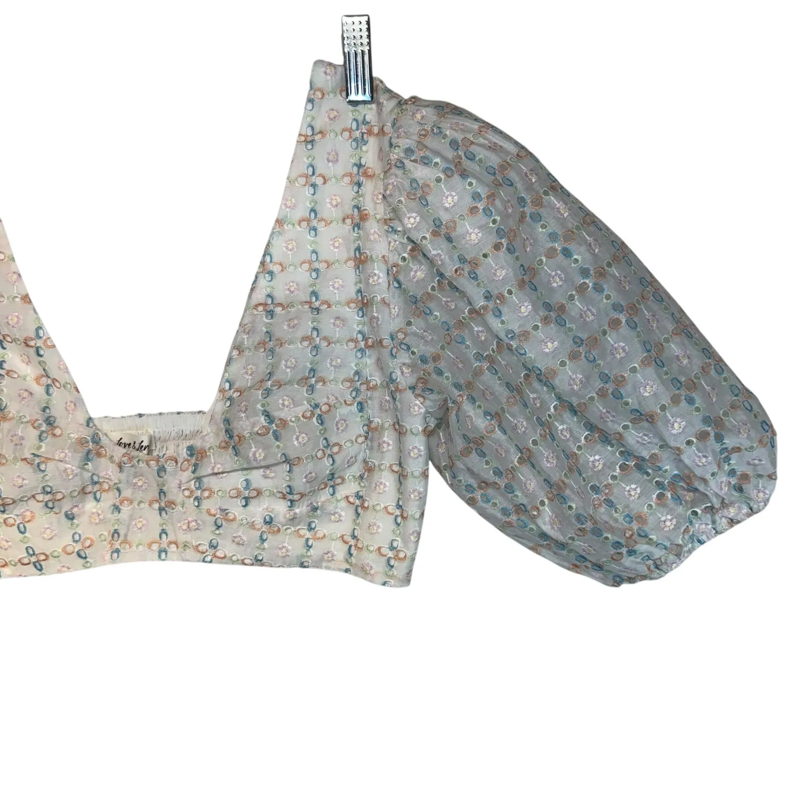 For Love & Lemons Textured Puff Sleeve Cropped V Neck Top Boho Fun Whimsical S White - Image 4