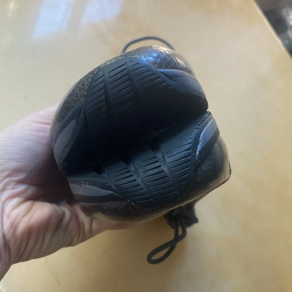 EUC Womens Under Armour Charged All Around Size 10 Black Graphite Grey Training - Image 7