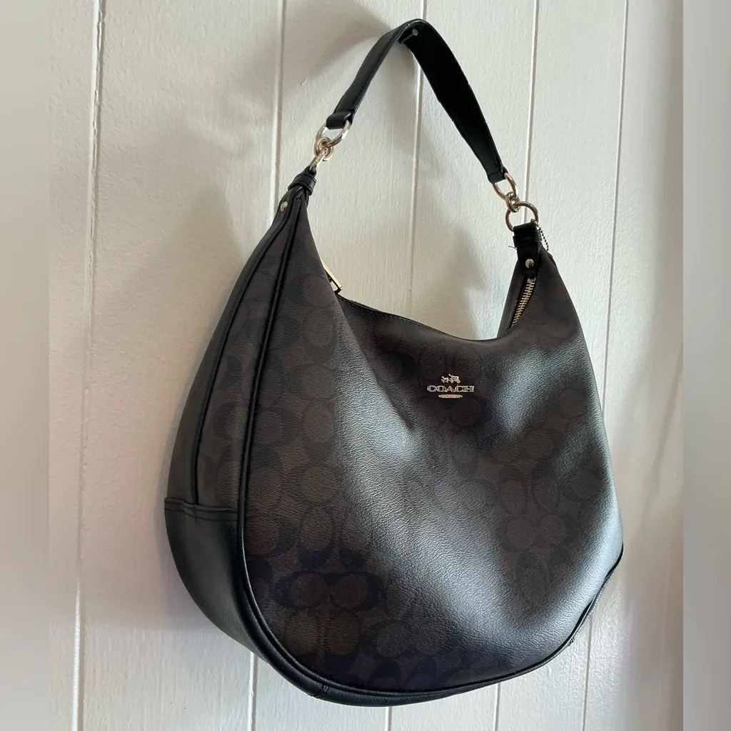 A Rare Vintage Coach Harley Hobo Signature C Print Large Black/Brown Leather Bag - Image 4