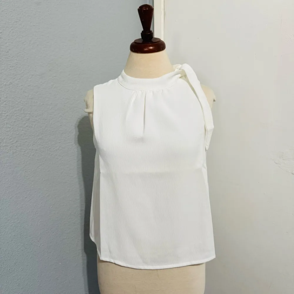 Gilli Women Elegant White Sleeveless Round Neck Lined Business Casual Top Size L - Image 5
