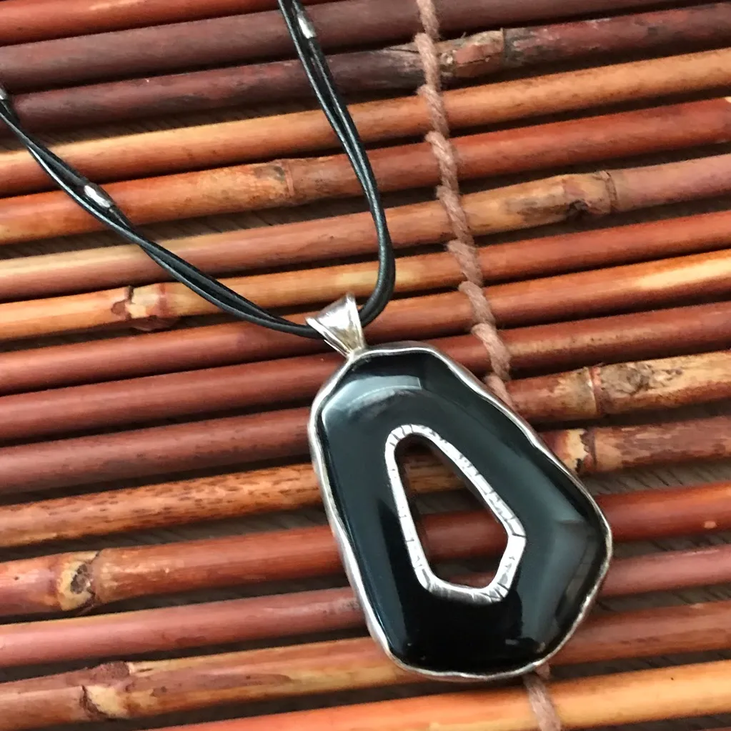 Silpada Reversible Pendant Necklace Black Leather Cord - Image 4