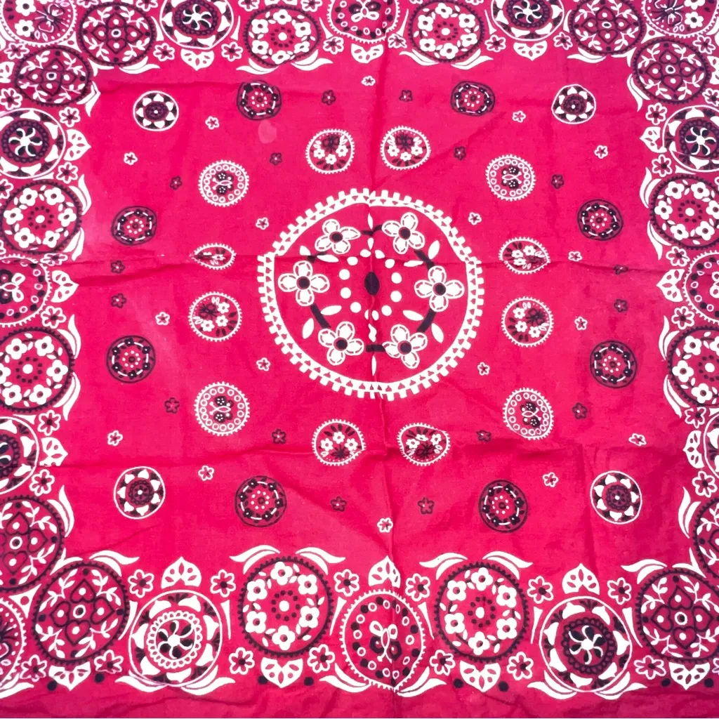 Paris Accessories Vintage 100% Cotton Red/White/Black Paisley Scarf 22” x 21” Red - Image 2