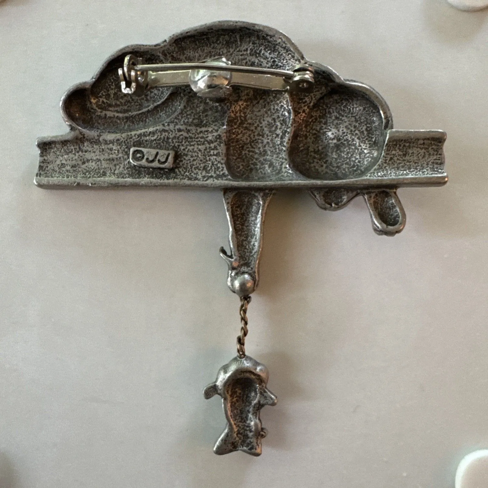 Vintage J Jonette Cat and Mouse Brooch Signed JJ Pewter Brooch Pin Feline - Image 2