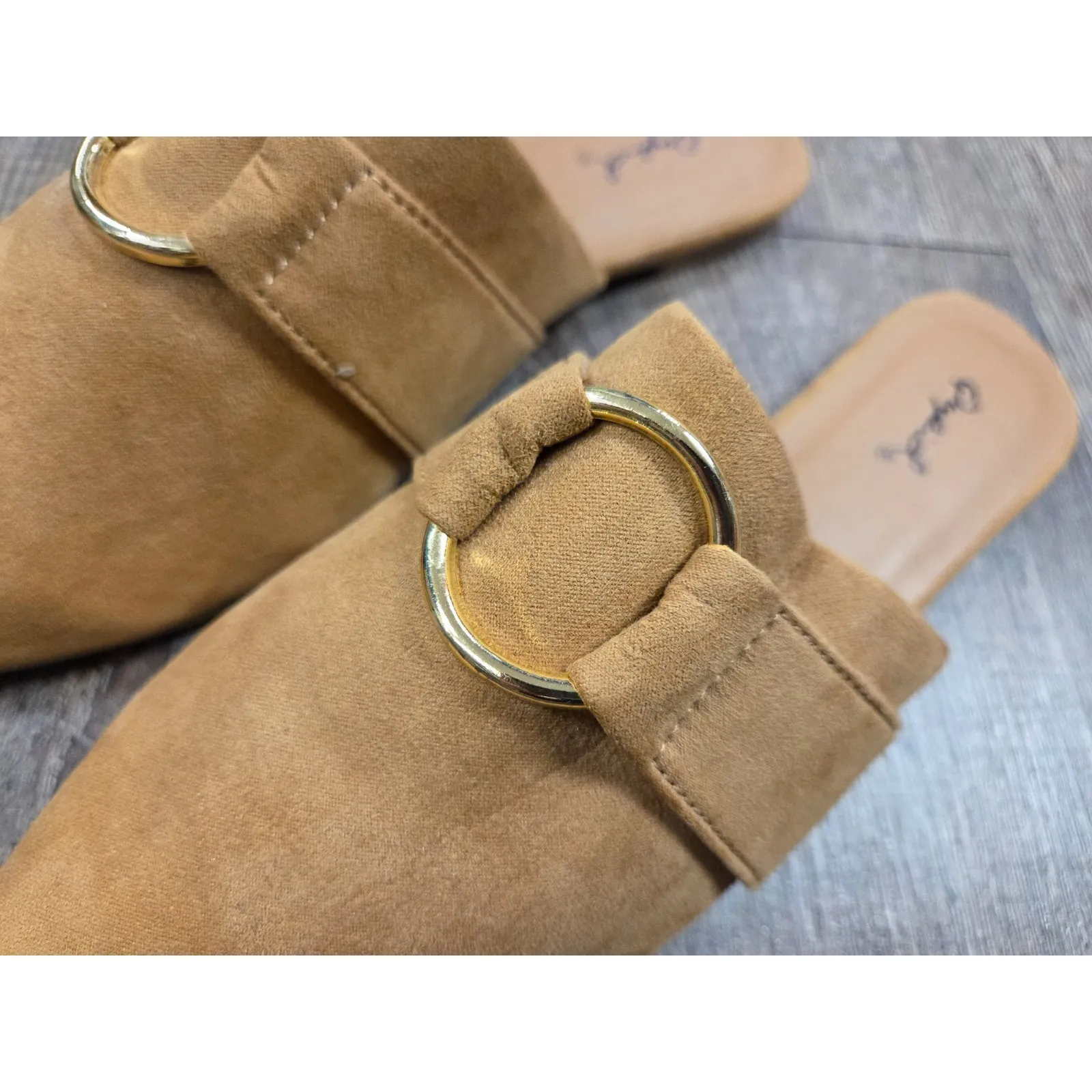 Qupid Tan Camel Faux-Suede Gold Buckle Mules Flats Shoes Pointed Toe Size 8.5 - Image 2