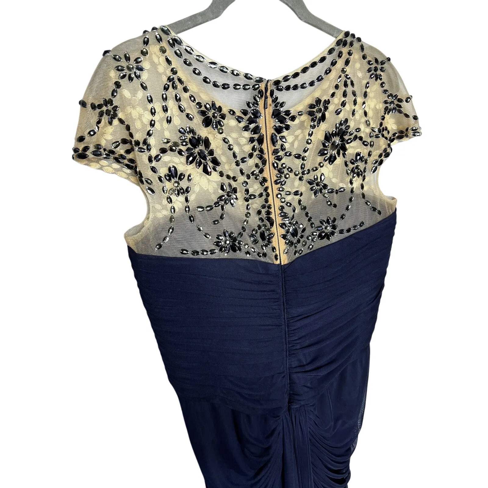 Tadashi‎ Shoji Cap Sleeve Beaded Mesh Gown Size Medium Dress Navy Blue - Image 4