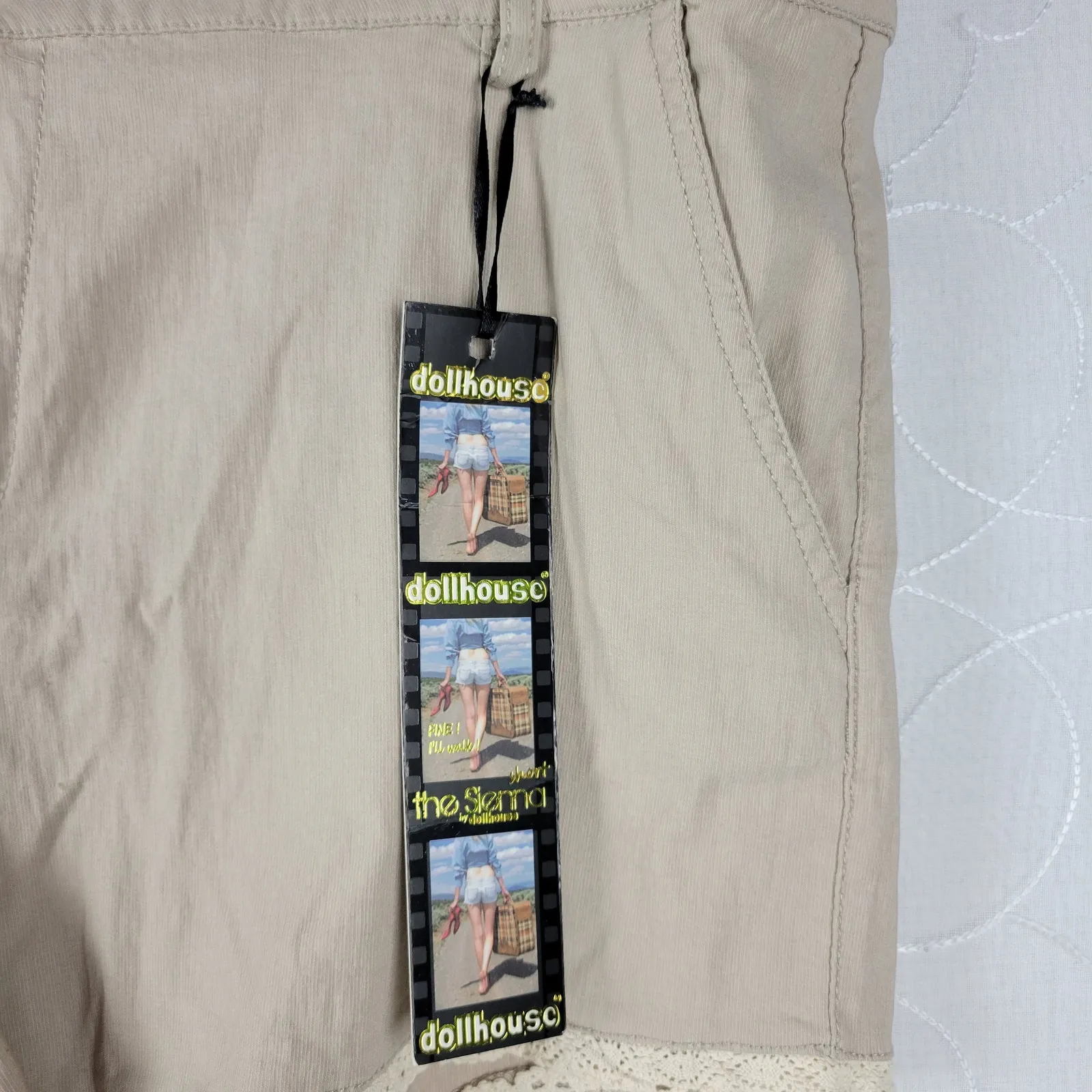 Dollhouse Womens Short Size 15 Khaki‎ Sienna Crochet Trim Flat Front Casual NEW - Image 9