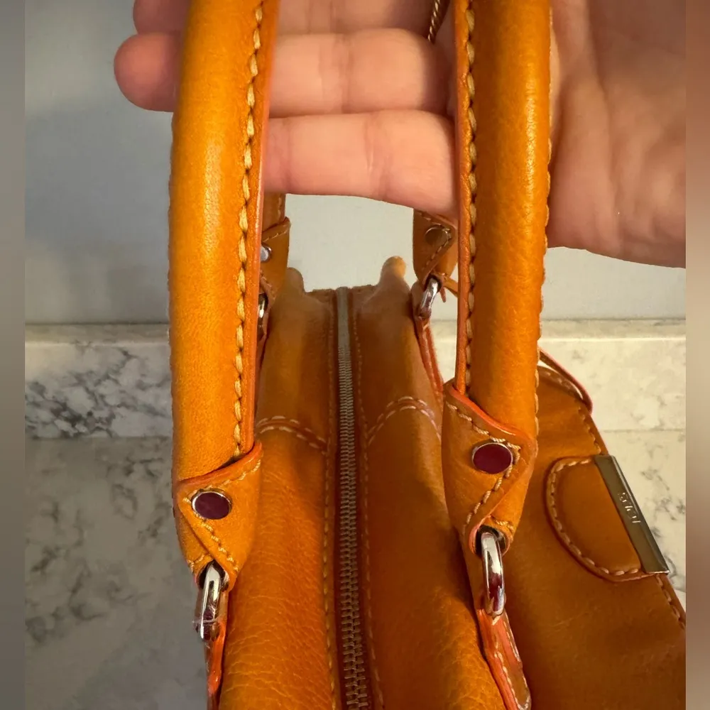 Tod's  Orange Slouchy Leather Shoulder Bag - Image 15
