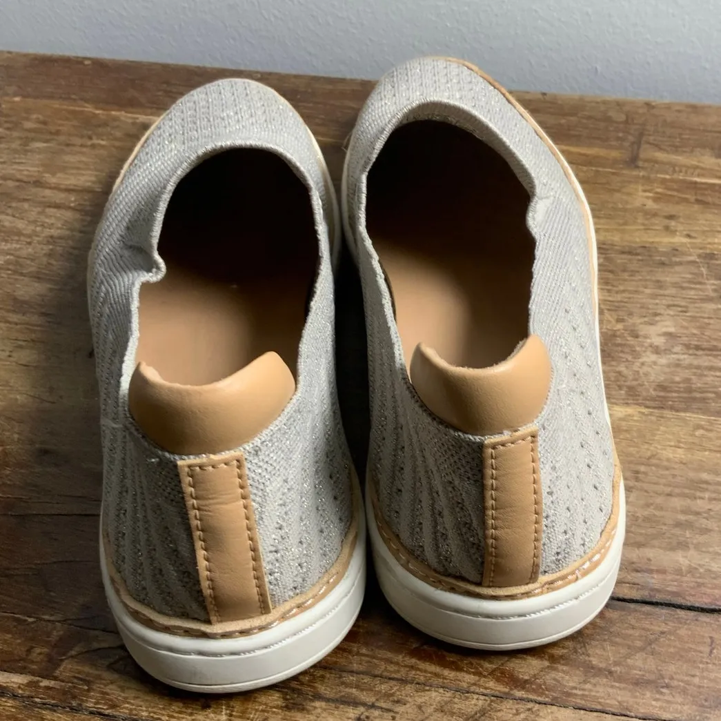 Ugg Sammy Chevron Knit Slip-on Sneakers size 8.5 - Image 5
