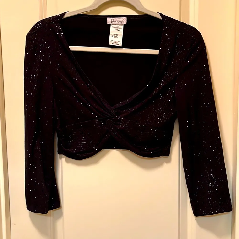 Speechless V-neck sparkly crop top Size medium - Image 3