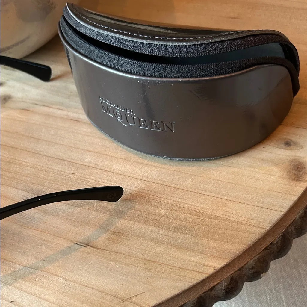 Alexander McQueen AMQ 4194/S 807JJ 56🔲16 140 Crocodile Textured Sunglasses - Image 9