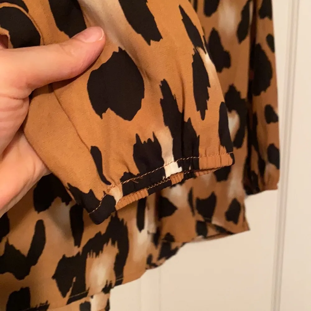 leopard print button front drape blouse, M - Image 4