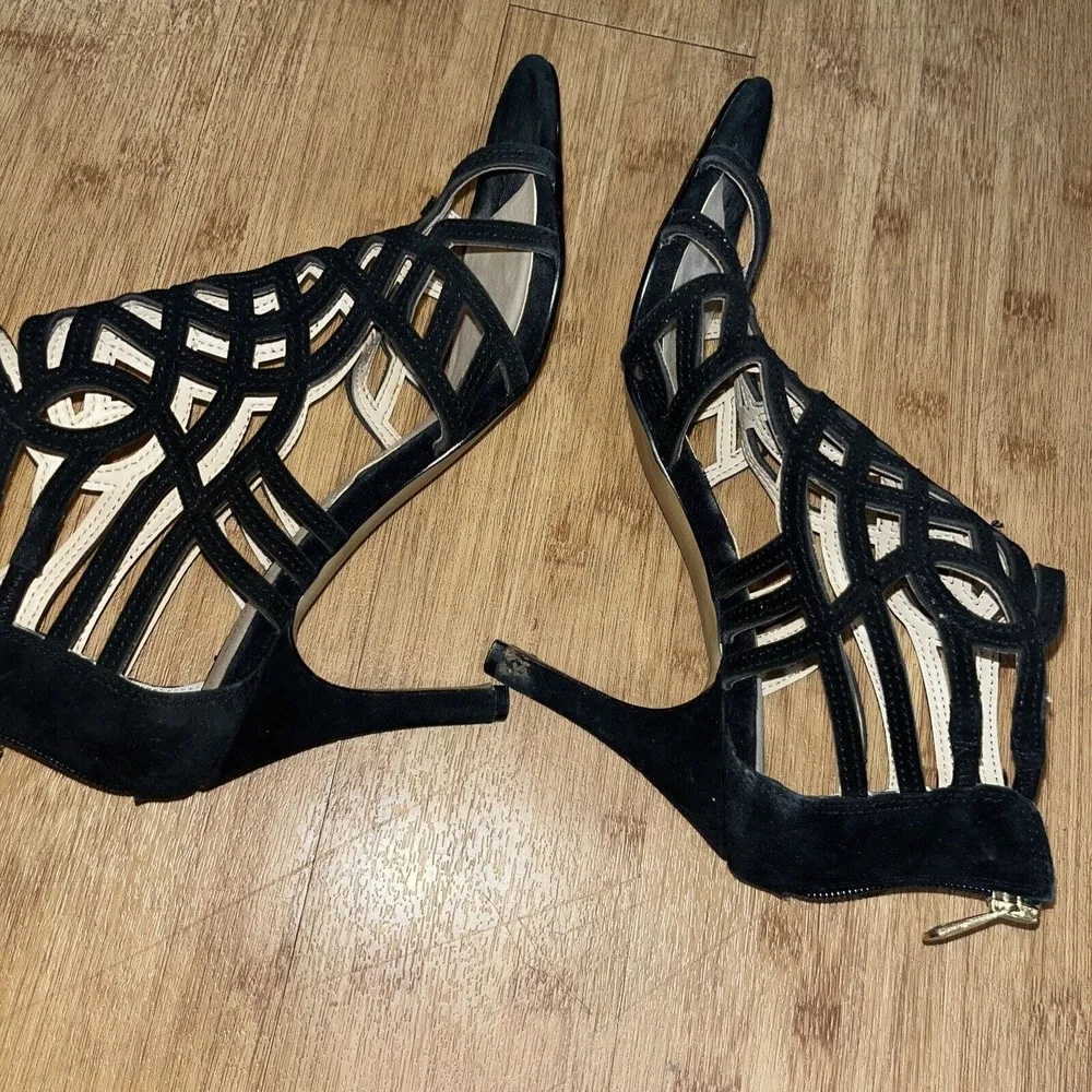 Adrienne Vittadini Caged Heels Gala Black Suede Leather Laser Cut Stiletto Sz 8 - Image 6