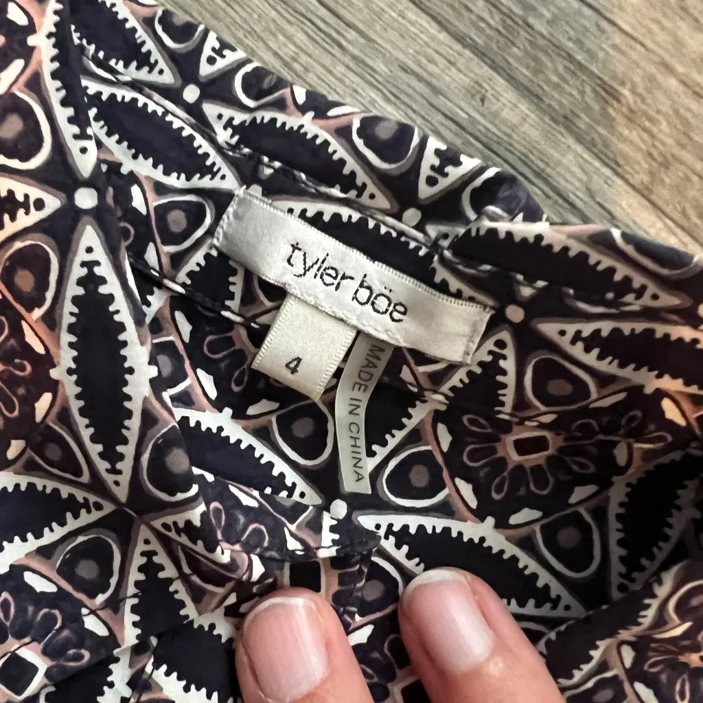 Tyler Boe button down top size 4 Blue - Image 9