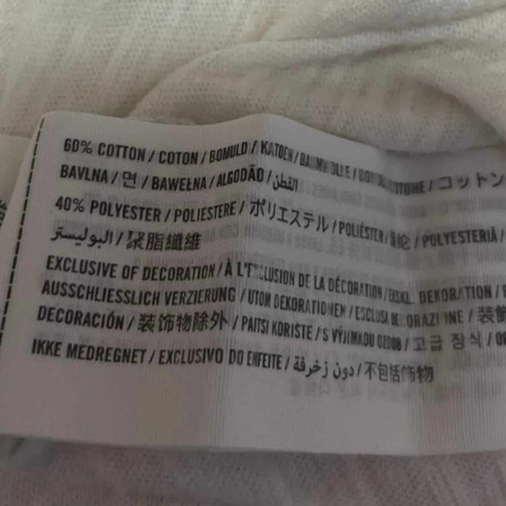 Abercrombie & Fitch White Floral Embroidered Short Sleeve Tee T-Shirt Top Size S - Image 5