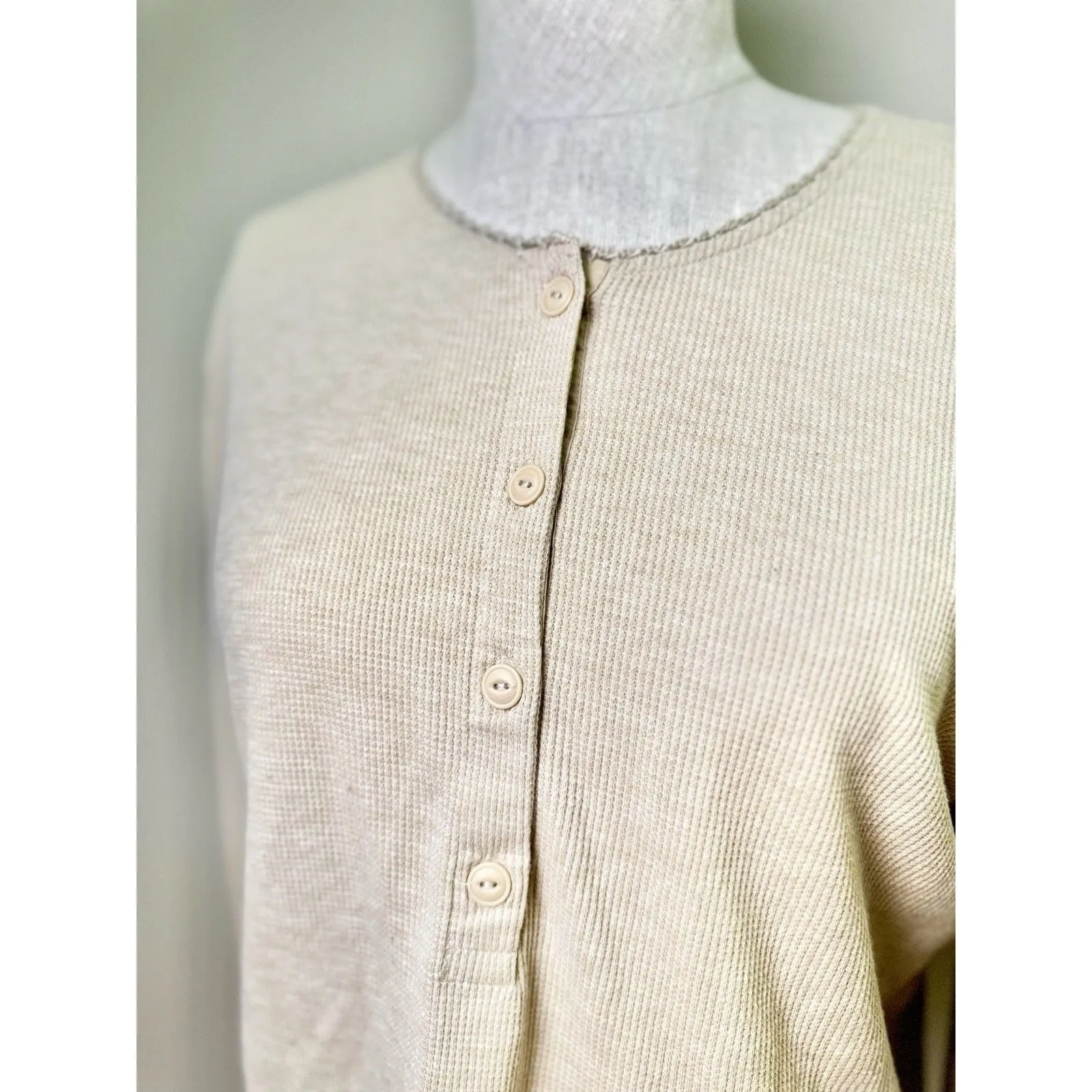 Lauren Ralph Lauren Women’s Waffle Knit Henley Long Sleeve Top Light Beige Sz XL - Image 8