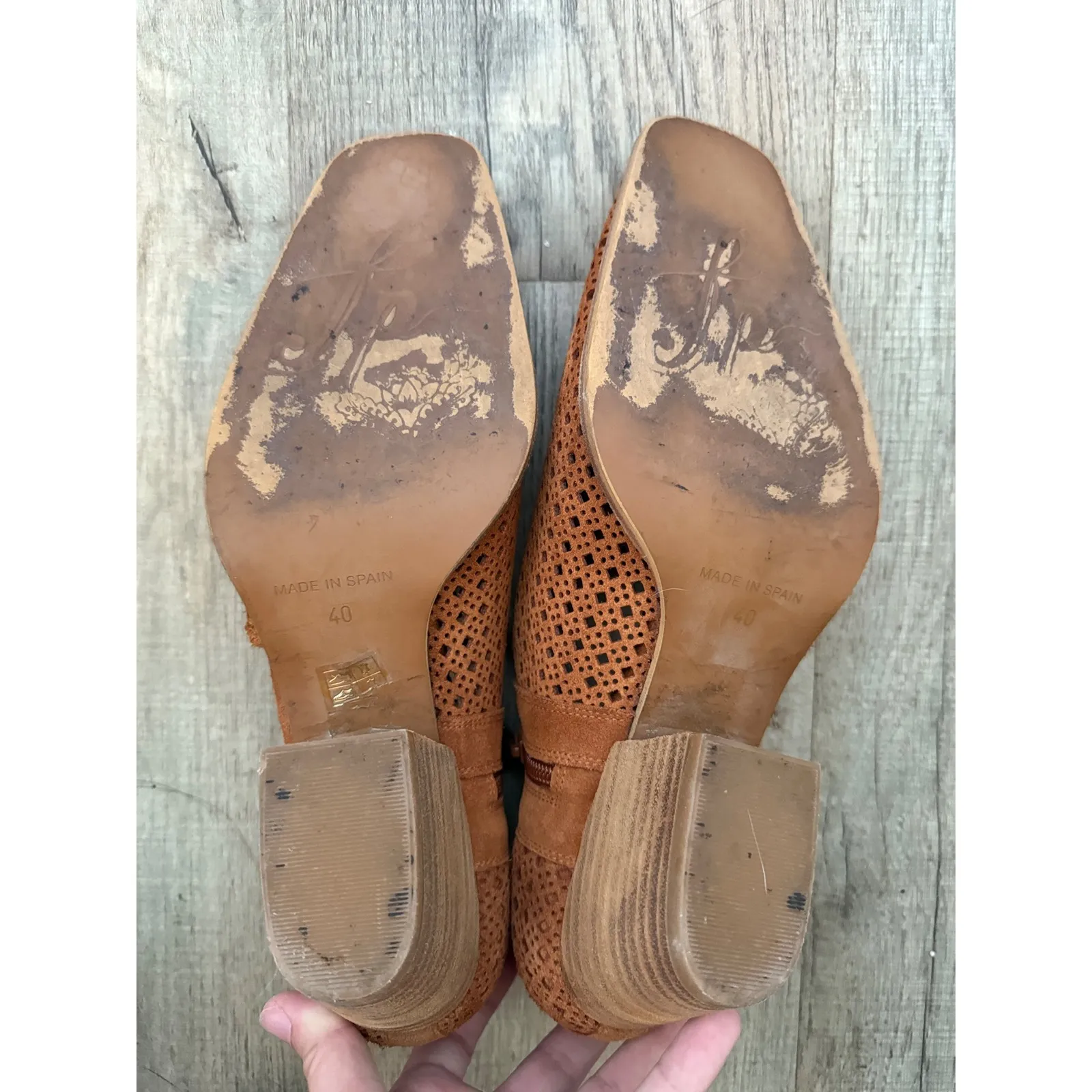 Free People Women's Brown Perforated Suede Leather Heeled Booties Size 40 - Image 4