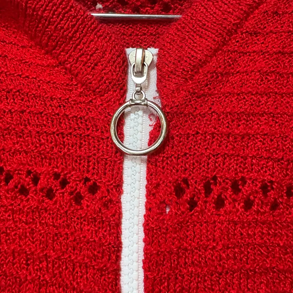 Red Zippered Women's Sweater Size M - Image 6