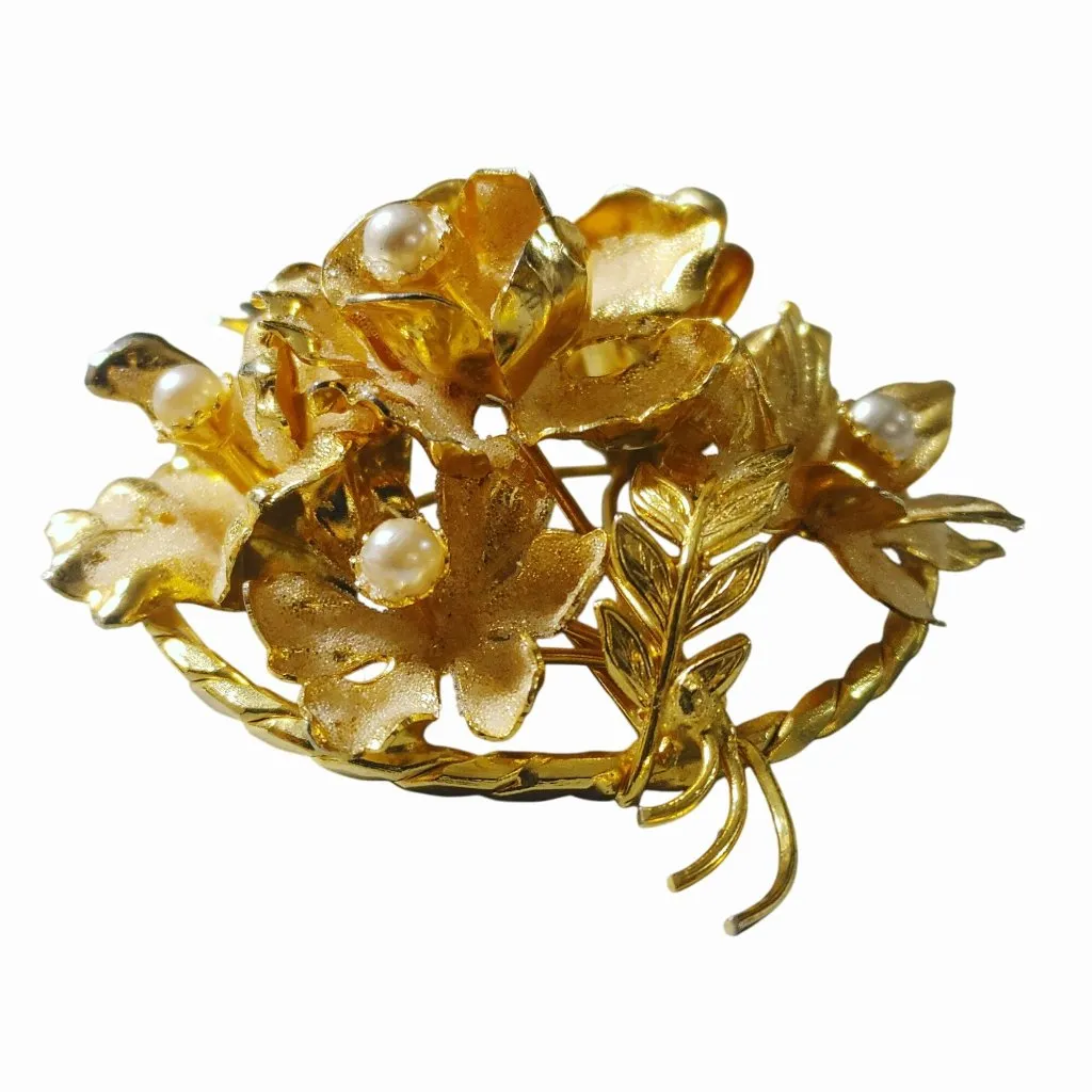 Gold Floral Brooch Vintage West Germany Faux Pearl Accents Made In Austria Size 2 - Image 6