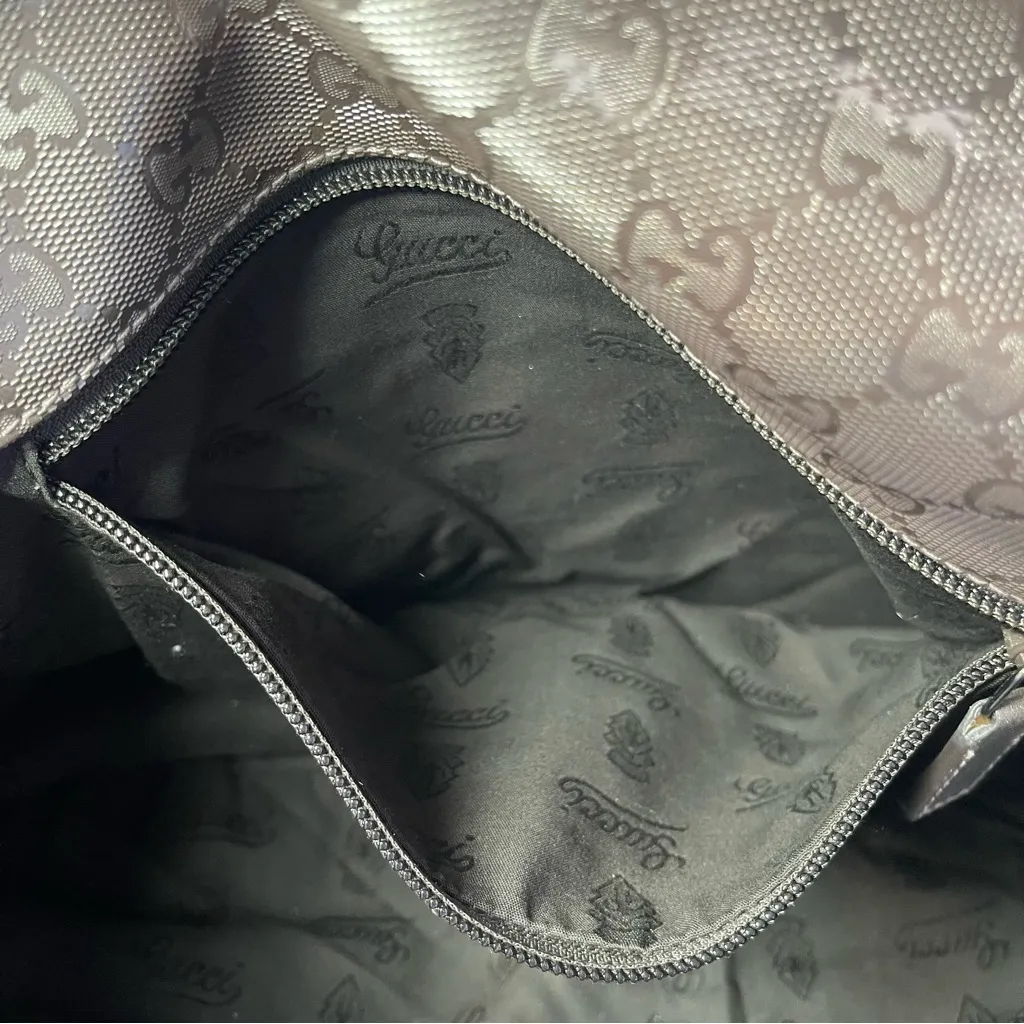 Gucci Imprime Coated Canvas Buckle Flap Messenger Bag - Metallic Gray - Preowned - Image 8