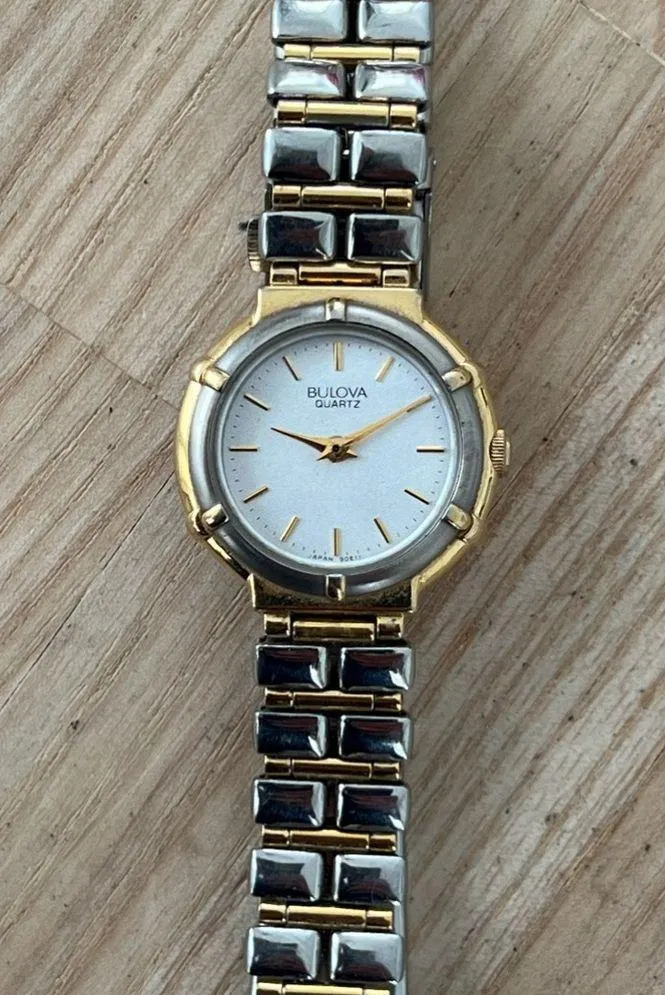 Bulova Ladies Watch Two-Tone Bracelet Case Sparkling Silver Dial Gold-Tone Hands - Image 4