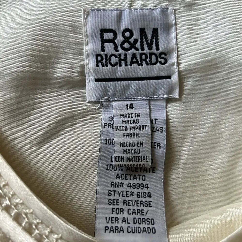 R & M Richards Cream Pantsuit with embroidered tank sheer jacket and pants - Image 3