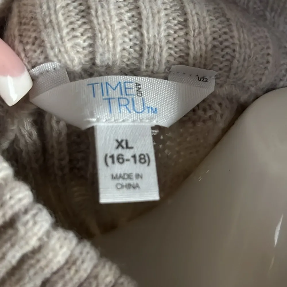Time And Tru High Neck Beige Cable Knit Sweater - Image 4