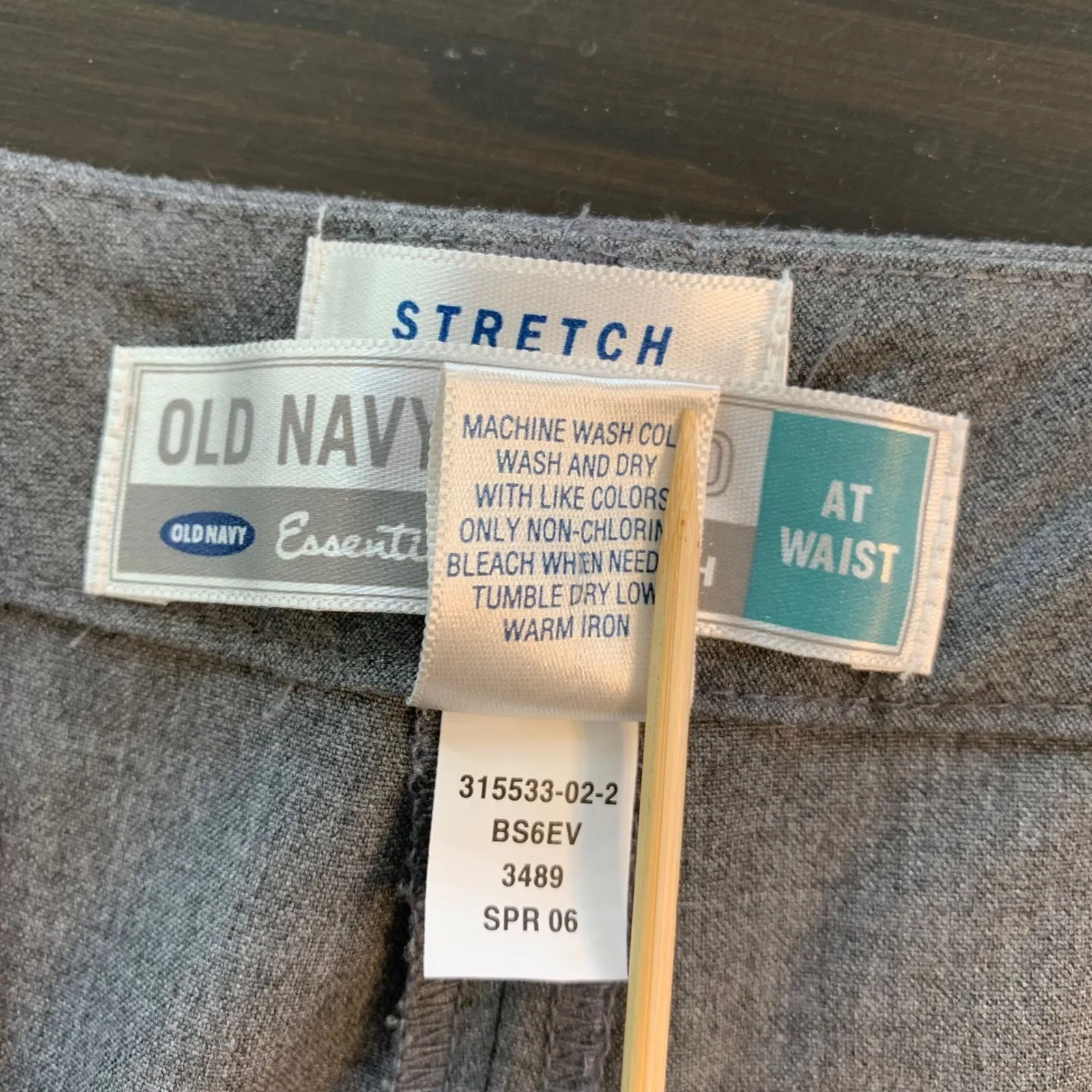 Old Navy Essential Stretch Gray Wide Leg Dress Pants Womens 16 Long At Waist - Image 5