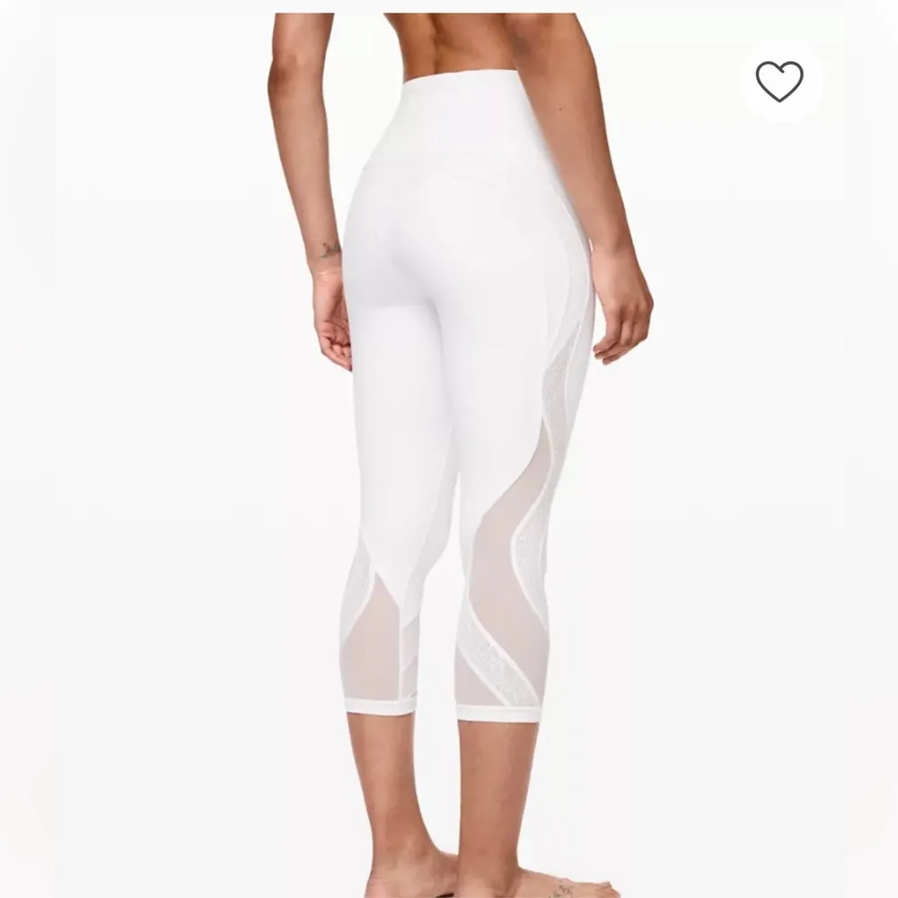 Lululemon Wunder Under HR Crop 21"
Lace - Image 14