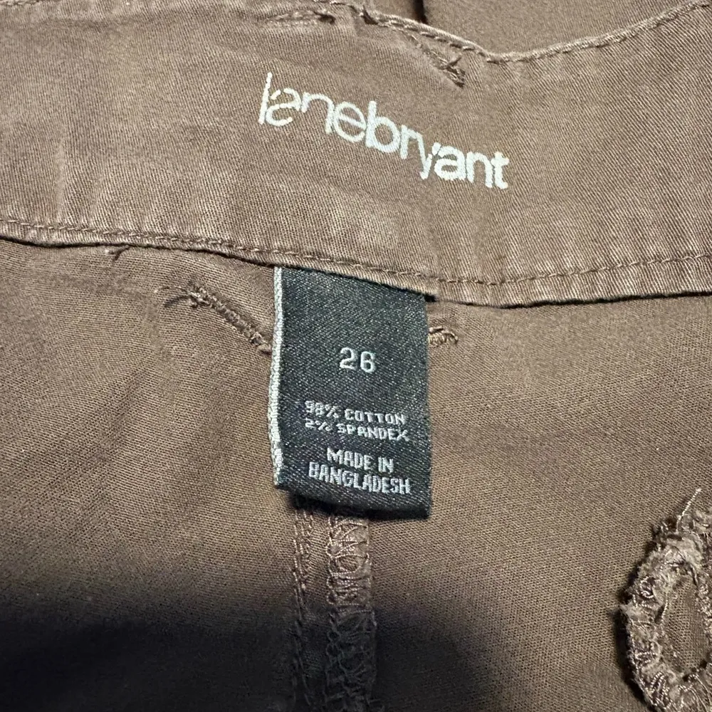 Lane Bryant Women’s  Brown Flat Front Chino Shorts Size 26 - Image 9