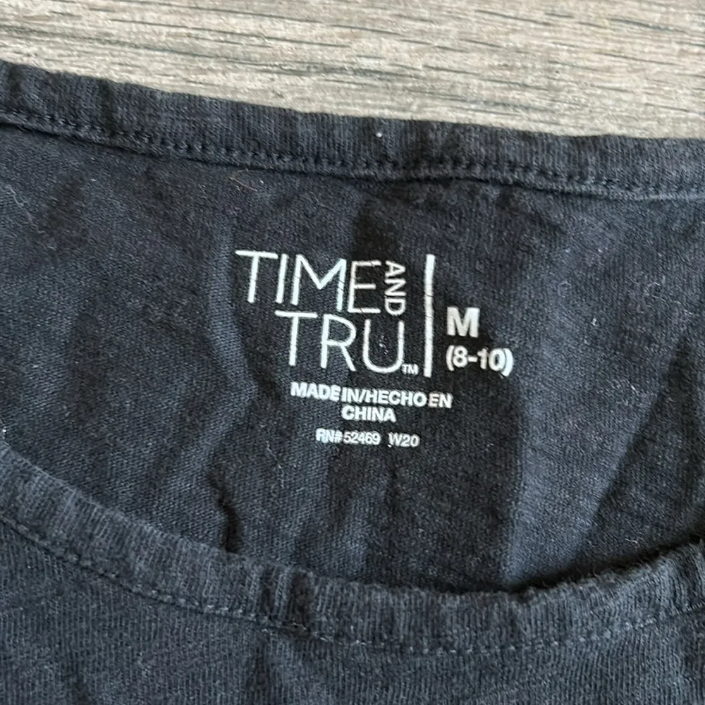 Time and tru black dress with ruffle sleeves - Image 2