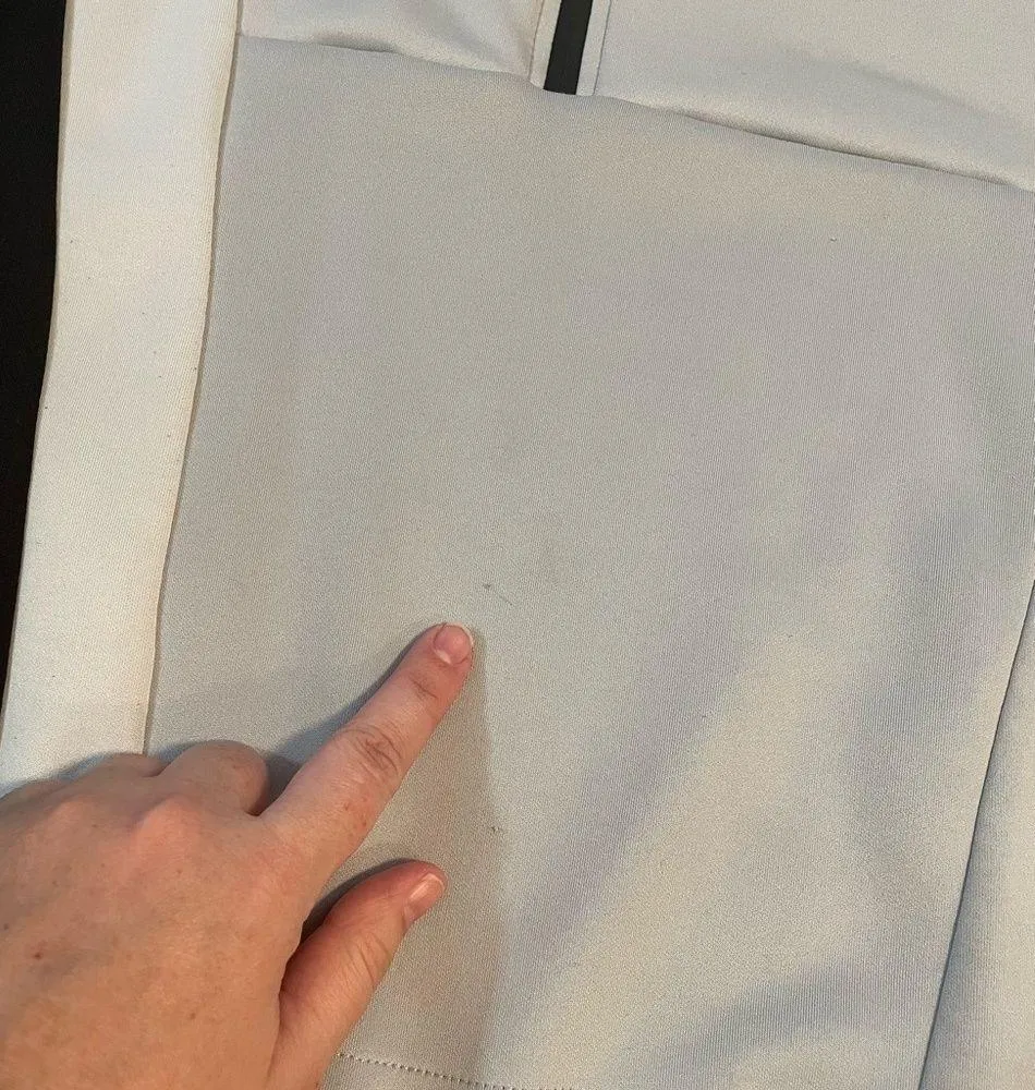 Sports Illustrated Arctic Gray Cropped Long Sleeve Quarter Zip Pullover - Image 9