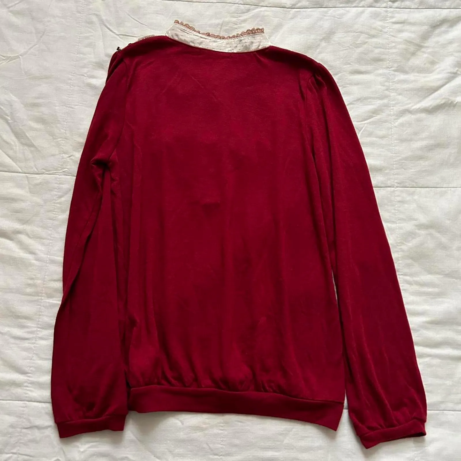 Axes femme Burgundy red and cream lace bib long sleeve blouse Size medium - Image 4