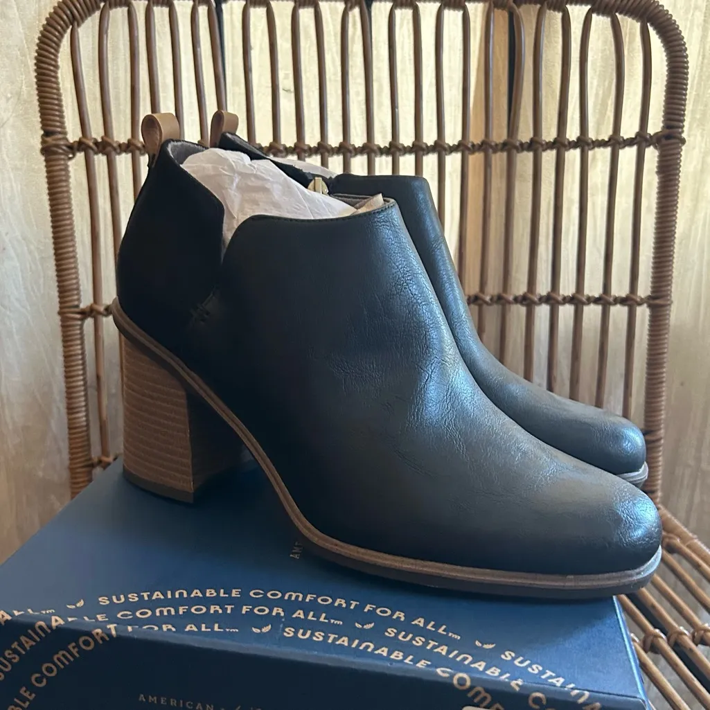 Dr. Scholl’s Roxanne Black Ankle Booties Boots Heel Faux Leather NEW Size 11 - Image 2