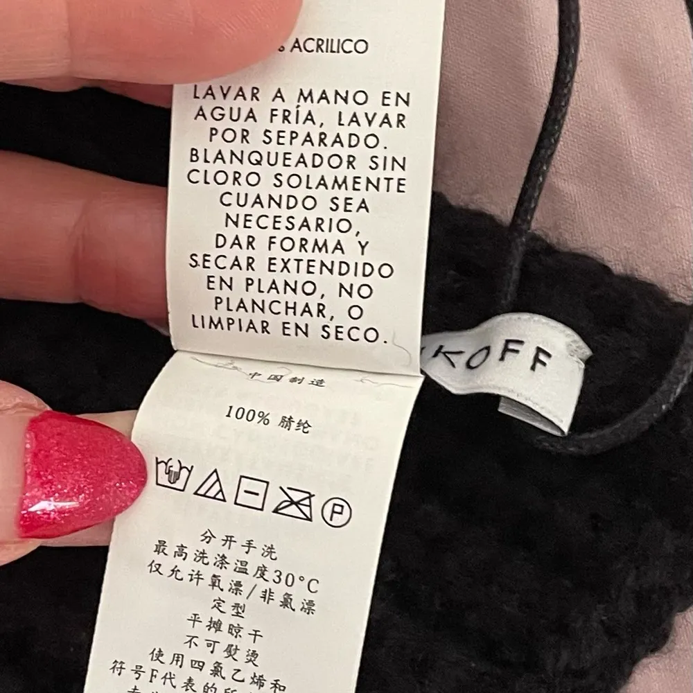 NWT Rebecca Minkoff Traveling Rib black minimalist knit scarf, size 76x10” boho - Image 3