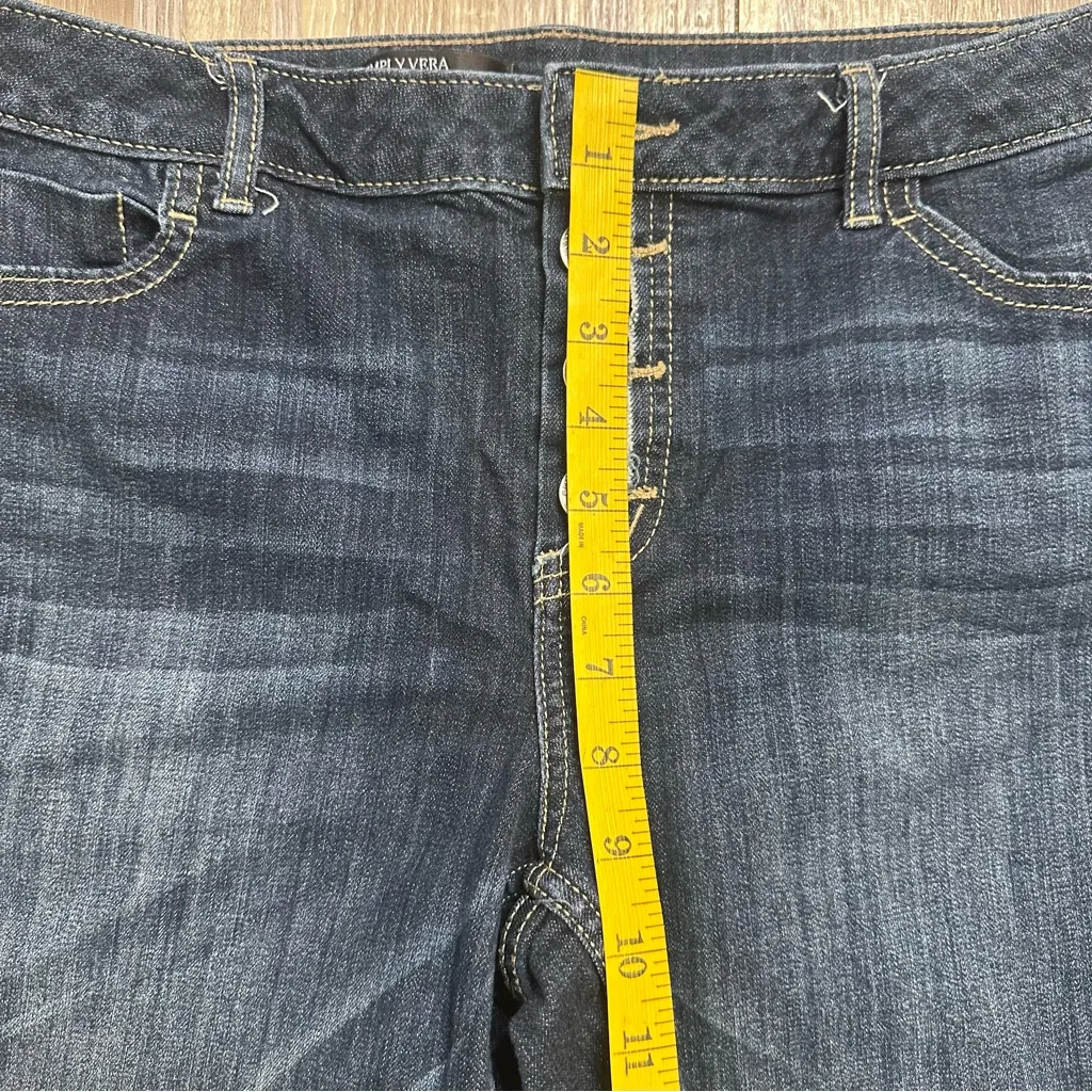 Simply Vera Wang Dark Blue Denim Shorts with Button Fly Women’s Size 10 - Image 3