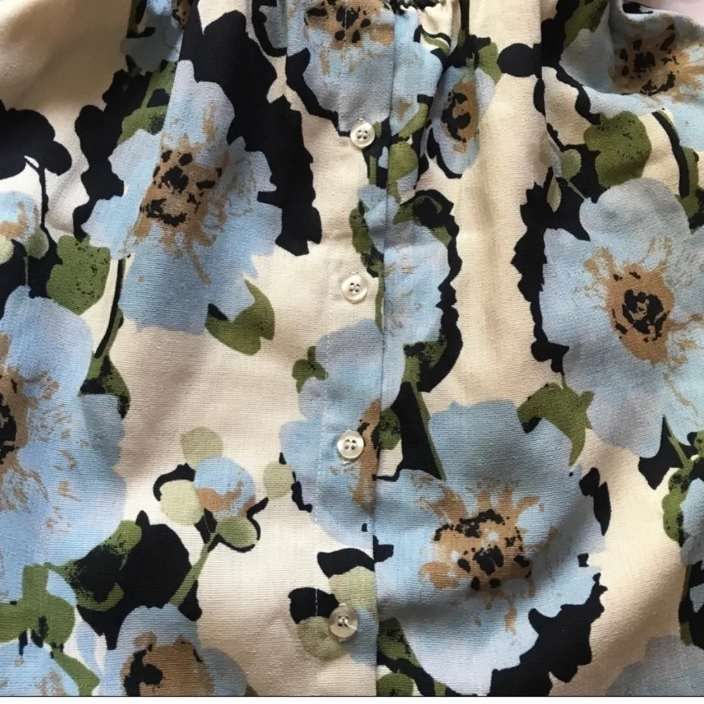 J.O.A. Floral Off The Shoulder Button Dress Size Medium - Image 5