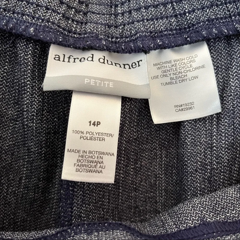 Alfred Dunner Pants Denim Pull On Textured Straight Leg Dark Indigo 14P Tik-Tok - Image 9